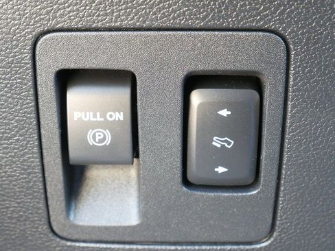 Used 2020 Ford F150 Platinum w/ Equipment Group 701A Luxury image 30