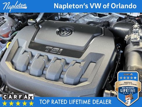 Used 2021 Volkswagen Tiguan SE R-Line image 8