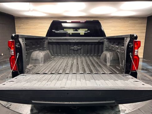 Used 2021 Chevrolet Silverado 1500 Custom Trail Boss AWD/4WD image 24