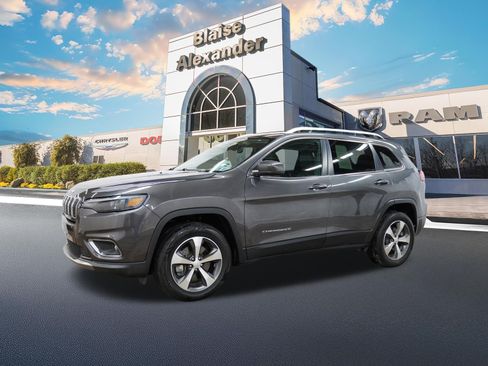 Used 2020 Jeep Cherokee Limited image 10