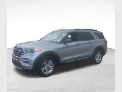 Certified 2023 Ford Explorer XLT w/ Equipment Group 202A