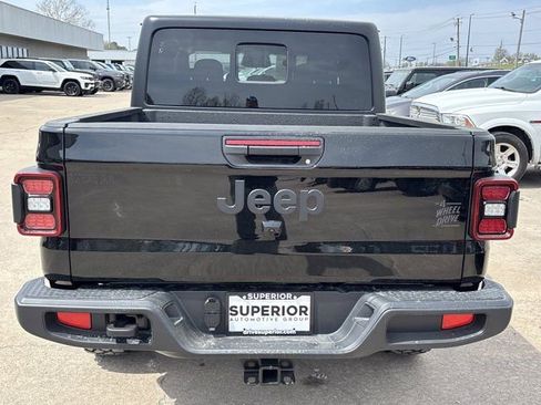 New 2026 Jeep Gladiator Willys image 4
