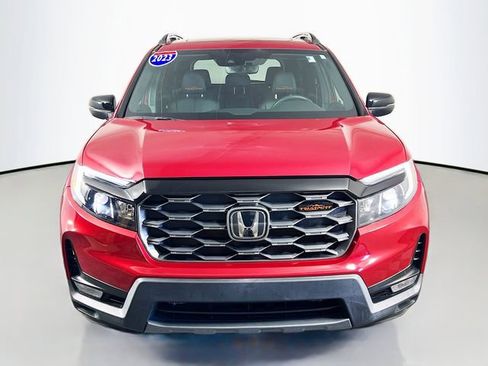 Used 2023 Honda Passport TrailSport image 2