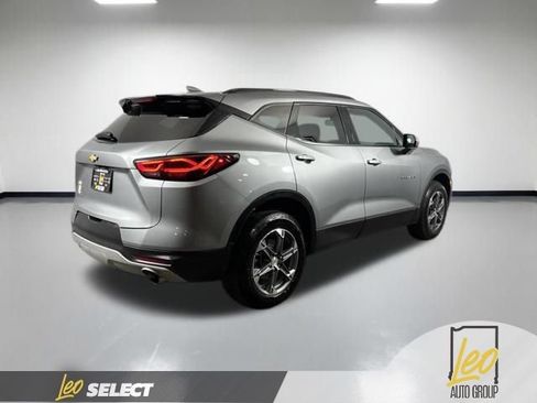 Used 2023 Chevrolet Blazer LT w/ Convenience Package FWD image 7