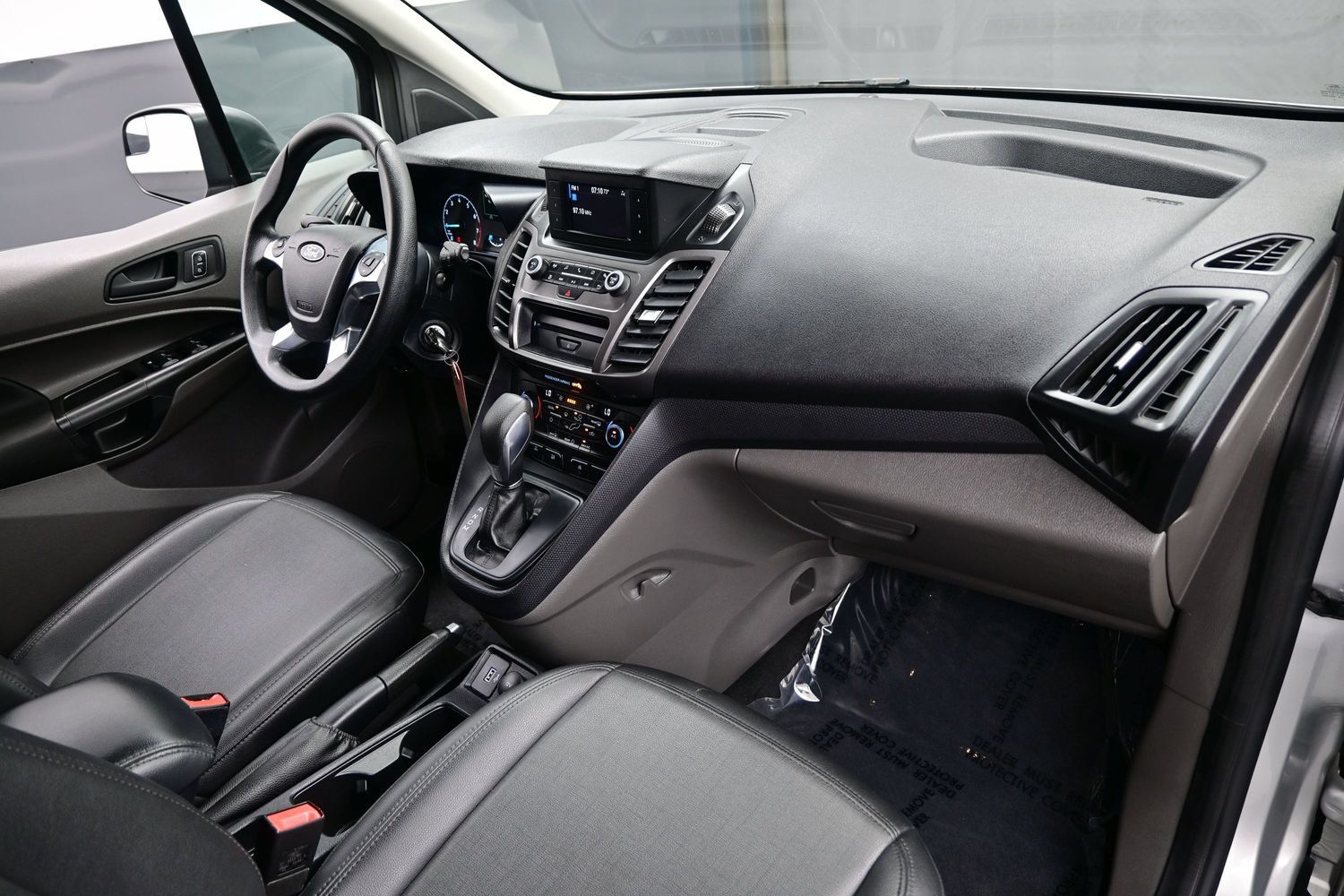 Used 2022 Ford Transit Connect XL FWD image 14