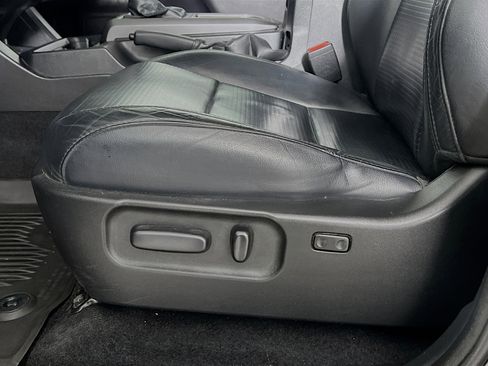 Used 2020 Toyota Tacoma TRD Sport w/ TRD Premium Sport Package image 21