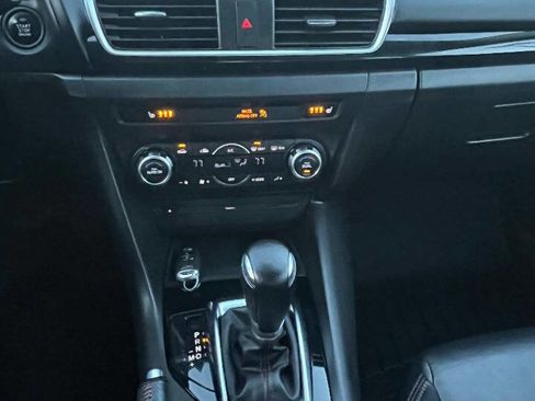 Used 2015 MAZDA MAZDA3 i Grand Touring image 13