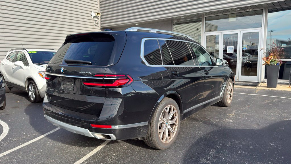 Used 2024 BMW X7 xDrive40i w/ Executive Package AWD/4WD image 5