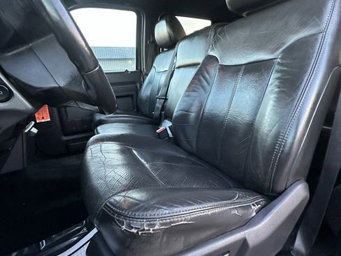 Used 2011 Ford F250 Lariat w/ Lariat Ultimate Pkg image 24