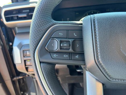 Used 2024 Toyota Tacoma SR5 w/ SR5 Upgrade Package image 9