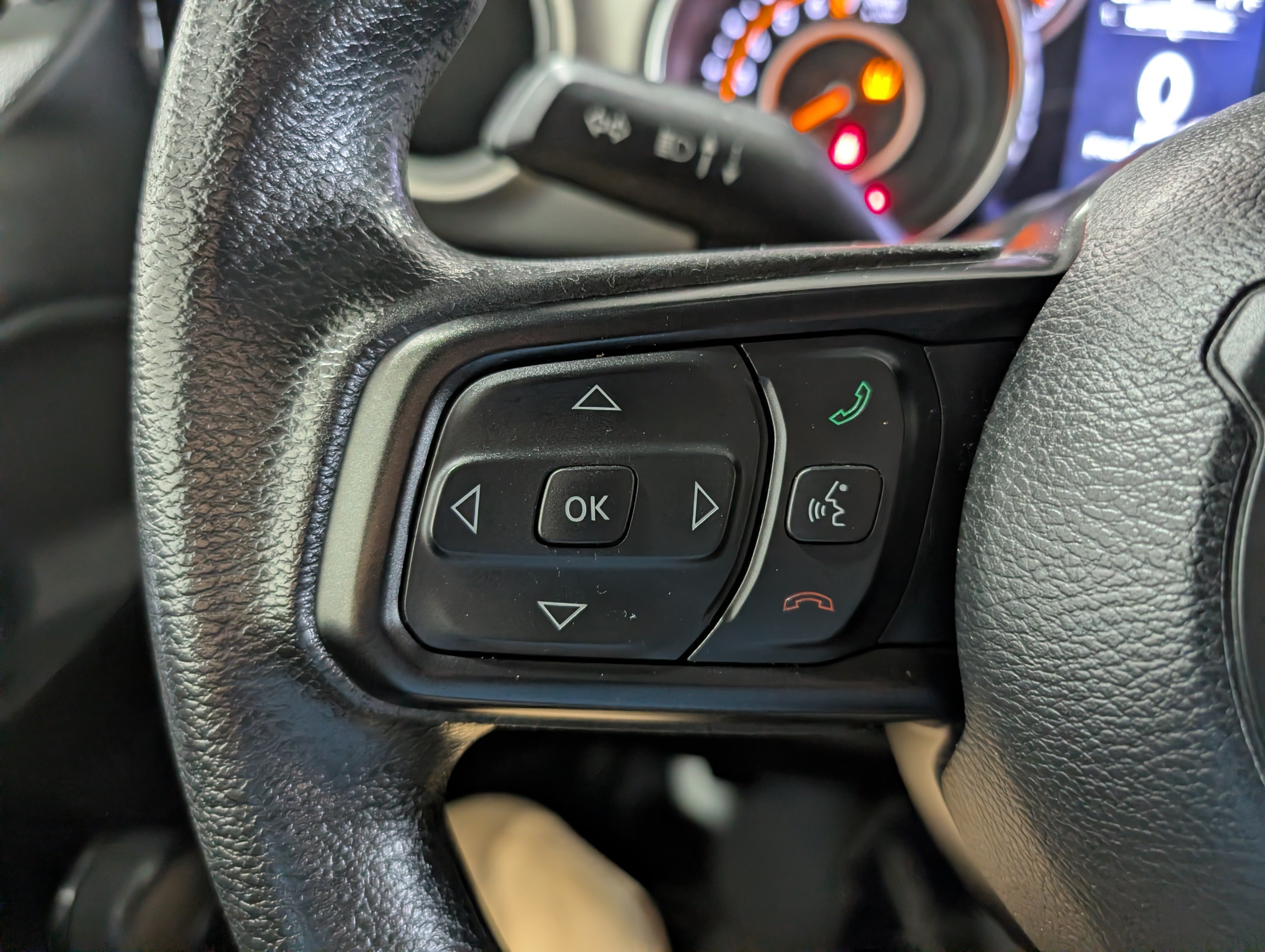 Used 2020 Jeep Wrangler Sport AWD/4WD image 16