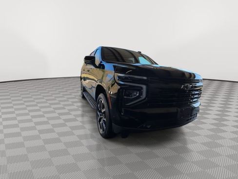 New 2026 Chevrolet Suburban RST image 2