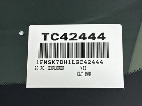 Used 2020 Ford Explorer XLT w/ Equipment Group 202A image 42