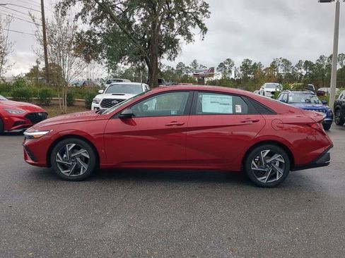 New 2025 Hyundai Elantra Sport image 8