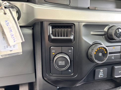 New 2026 Ford F250 XL w/ 360-Degree Camera Package image 30