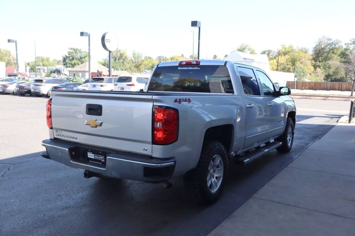 Used 2018 Chevrolet Silverado 1500 LT w/ Trailering Package AWD/4WD image 5