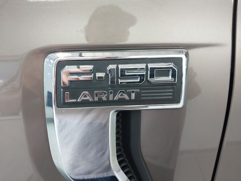 Used 2021 Ford F150 Lariat w/ FX4 Off-Road Package AWD/4WD image 32