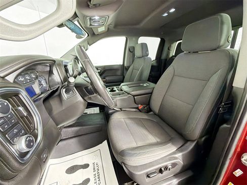 Used 2019 GMC Sierra 1500 SLE image 18