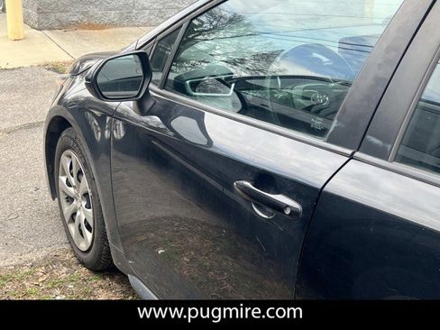 Used 2022 Toyota Corolla LE image 8