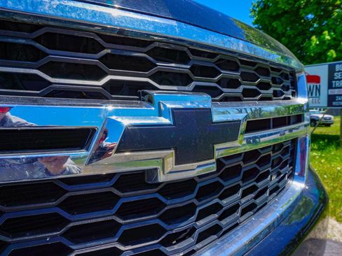 Used 2015 Chevrolet Tahoe LT AWD/4WD image 10