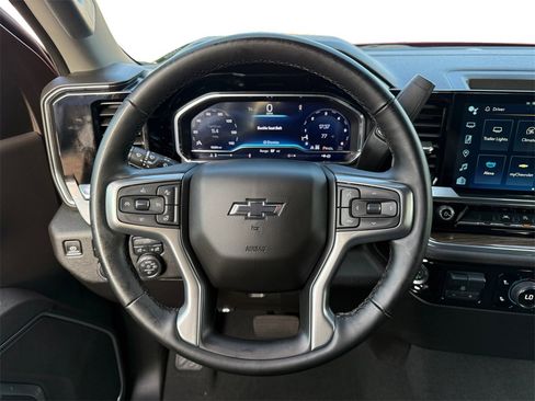 Used 2025 Chevrolet Silverado 1500 RST image 12