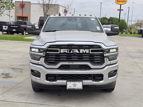 New 2026 RAM 3500 Tradesman AWD/4WD image 10