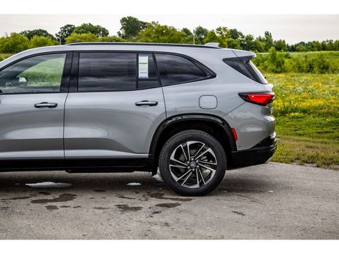 New 2026 Buick Enclave Sport Touring w/ Super Cruise Package image 45