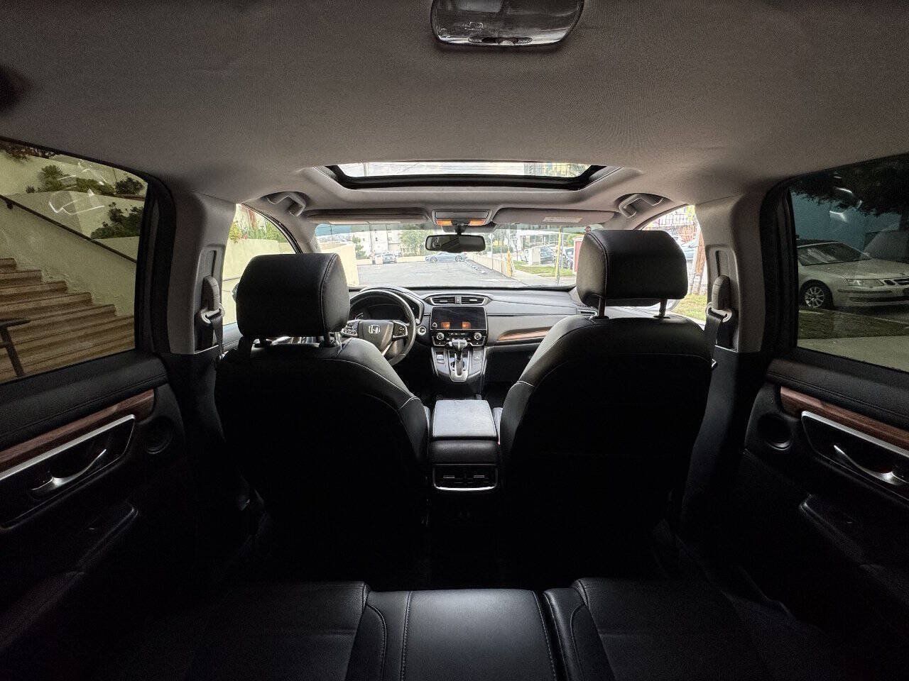 Used 2019 Honda CR-V Touring image 32