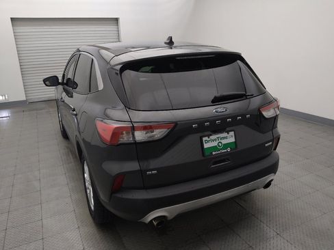 Used 2020 Ford Escape SE FWD image 6