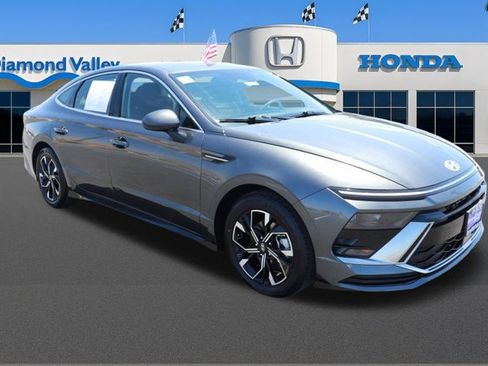 Used 2024 Hyundai Sonata SEL FWD image 1