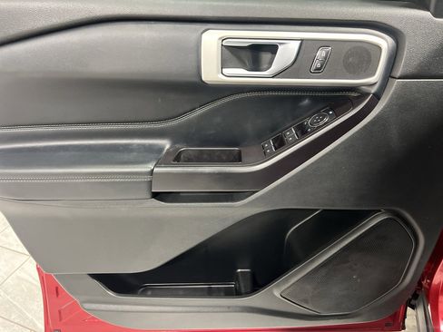 Used 2020 Ford Explorer XLT w/ Equipment Group 202A image 20
