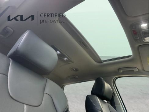 Certified 2023 Kia Telluride EX w/ EX Captain's Chair Package FWD image 19
