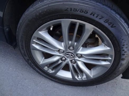 Used 2015 Toyota Camry SE image 24