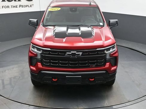 Used 2024 Chevrolet Silverado 1500 LT Trail Boss w/ Convenience Package II AWD/4WD image 57