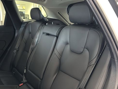 New 2026 Volvo XC60 B5 Ultra w/ Protection Package Premier AWD/4WD image 26