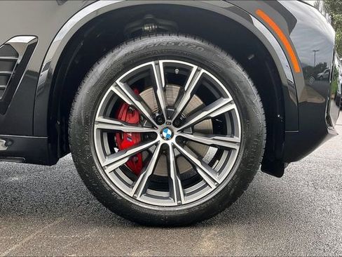Certified 2024 BMW X5 sDrive40i w/ M Sport Package image 9