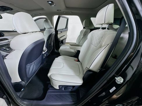 Used 2022 Hyundai Palisade Limited FWD image 15