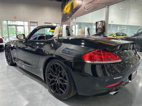 Used 2009 BMW Z4 sDrive35i RWD image 31