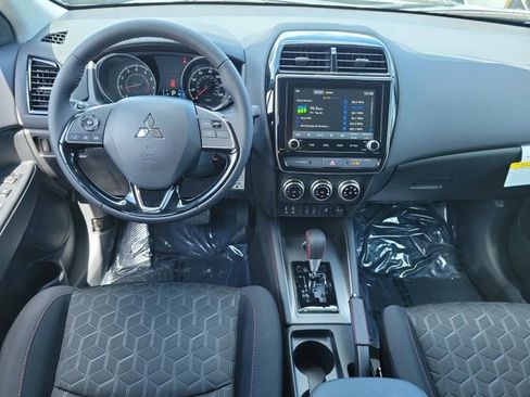 New 2026 Mitsubishi Outlander Sport LE AWD/4WD image 16