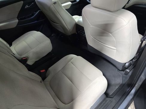 Used 2023 Chevrolet Traverse LT w/ LPO, Cargo Package image 12