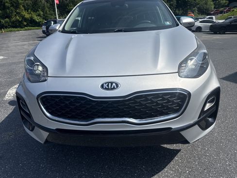 Used 2020 Kia Sportage LX w/ LX Popular Package AWD/4WD image 2