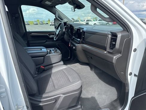 Used 2024 Chevrolet Silverado 2500 LT image 15