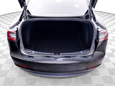 Used 2022 Tesla Model 3 Long Range AWD/4WD image 35