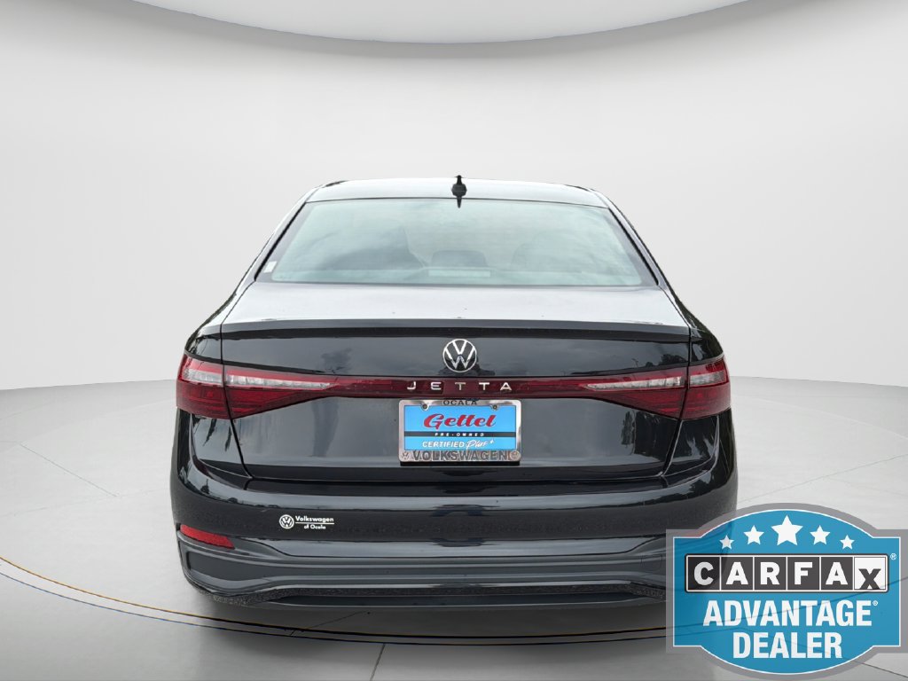 Certified 2025 Volkswagen Jetta Sport FWD image 6