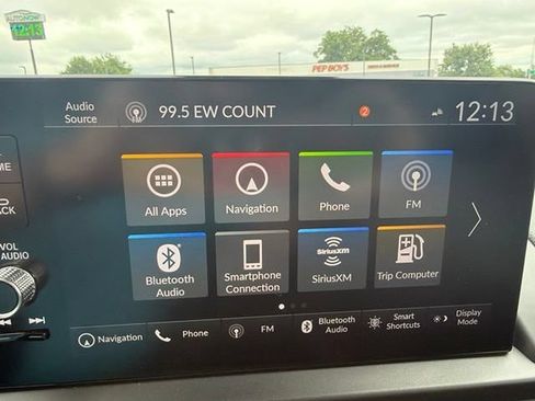 Used 2025 Honda Pilot Touring image 25