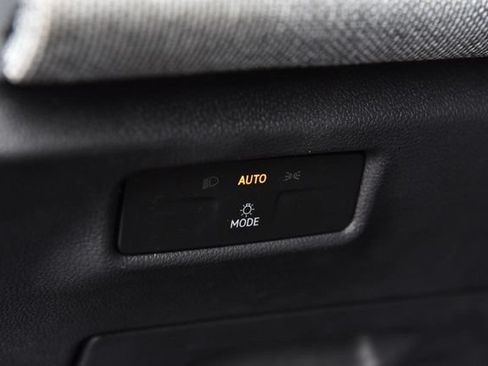 Used 2025 Volkswagen Tiguan S AWD/4WD image 10
