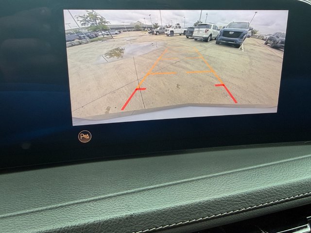 Used 2024 Cadillac XT4 Premium Luxury FWD image 9