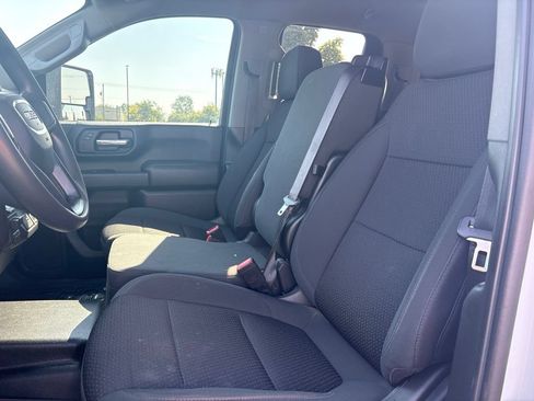 Used 2022 GMC Sierra 2500 Pro w/ Convenience Package AWD/4WD image 8