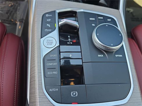 Used 2025 BMW 330i Sedan image 21