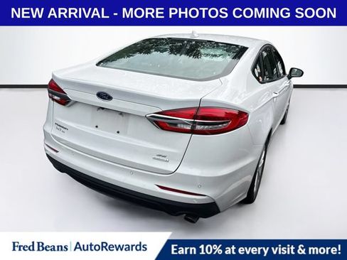 Used 2019 Ford Fusion SE FWD image 7